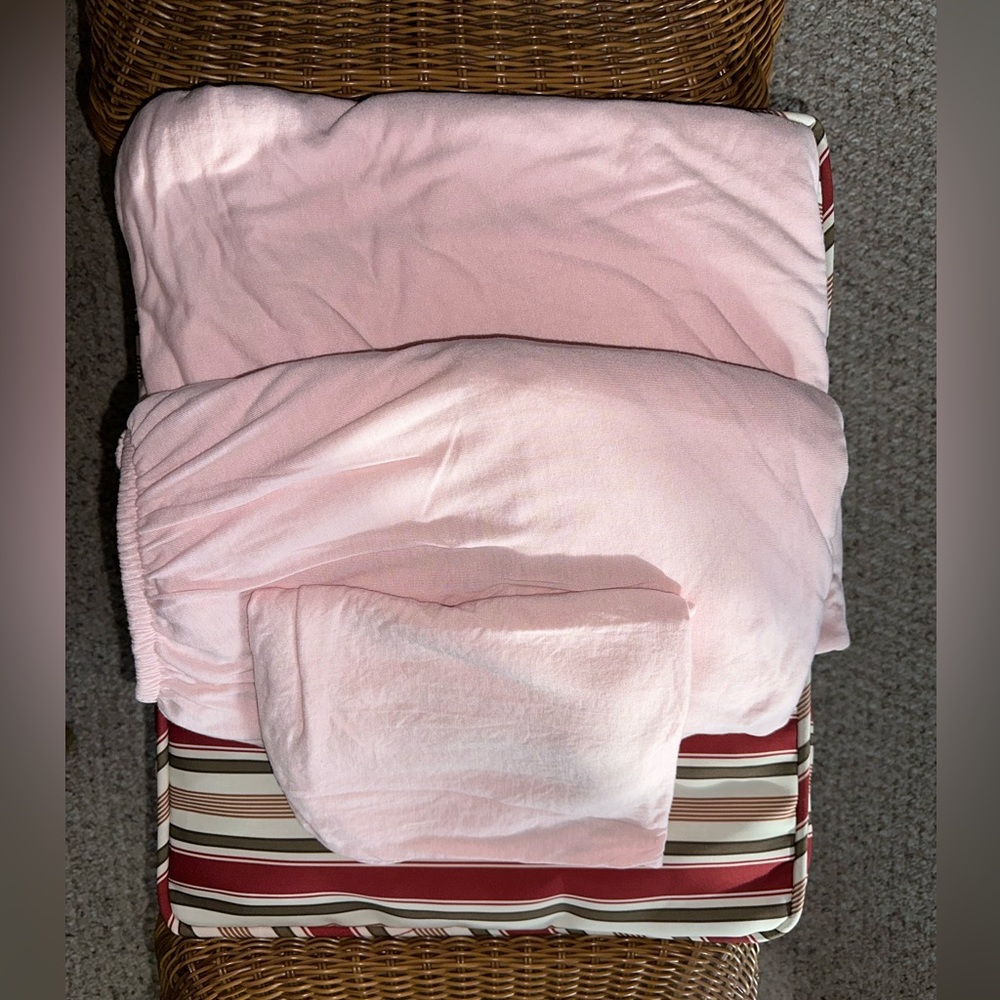Brand New Twin XL Jersey Pink Sheets